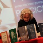 Teresa Pyc autorka tomiku poezji Po cichu